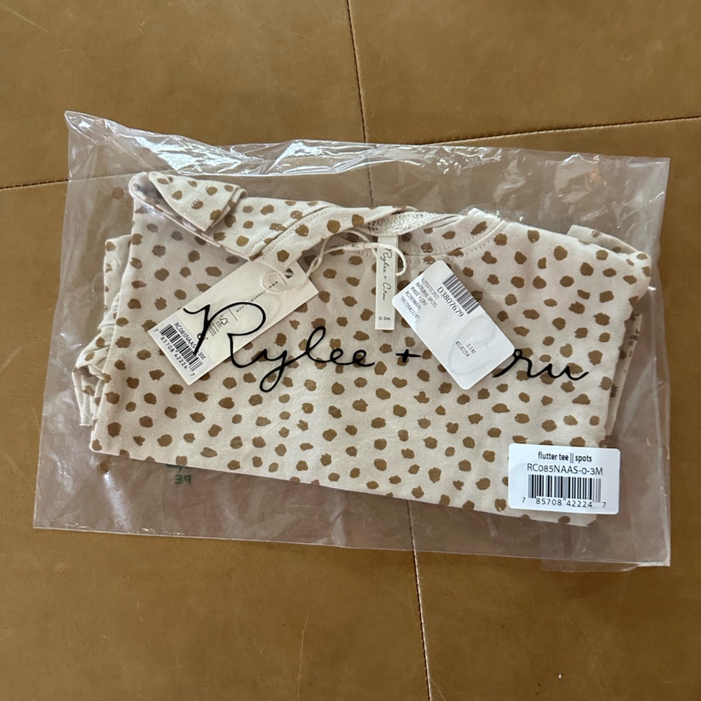 💛$15 FLASH SALE💛 Rylee + Cru Flutter Sleeve Top 0-3M NWT - Picture 2 of 2